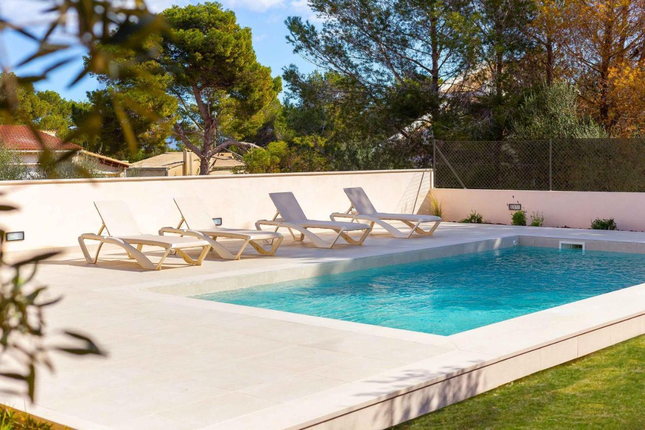 Calma Villa Son Serra de Marina Exteriör bild
